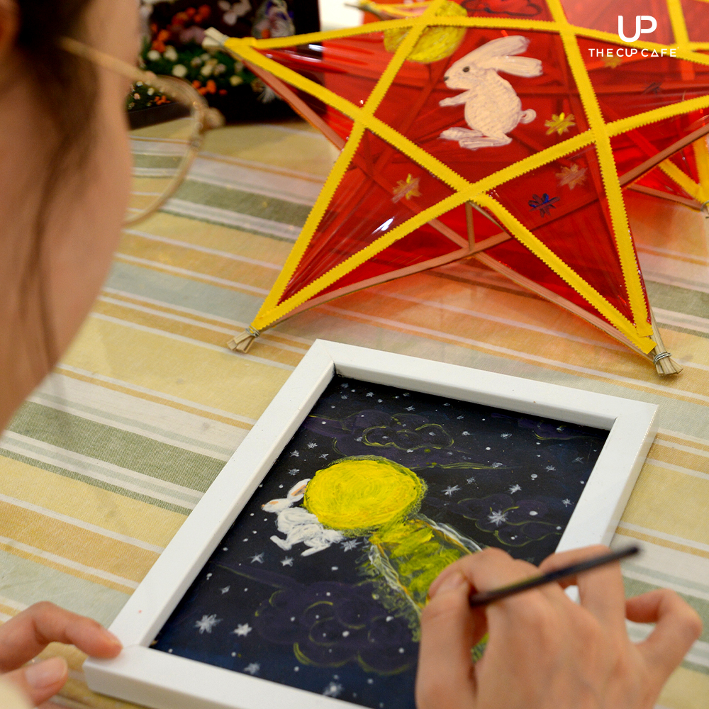 Hoạt động vẽ tranh màu nước tại The Cup Cafe